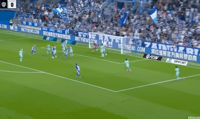 开云平台-西甲半场：马丁内斯头球建功，阿拉维斯1-0莱万特