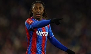 记者：埃泽的6800万镑解约金条款将于今日到期